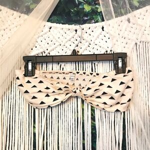Forever 21 Triangle Print Bandeau Top
